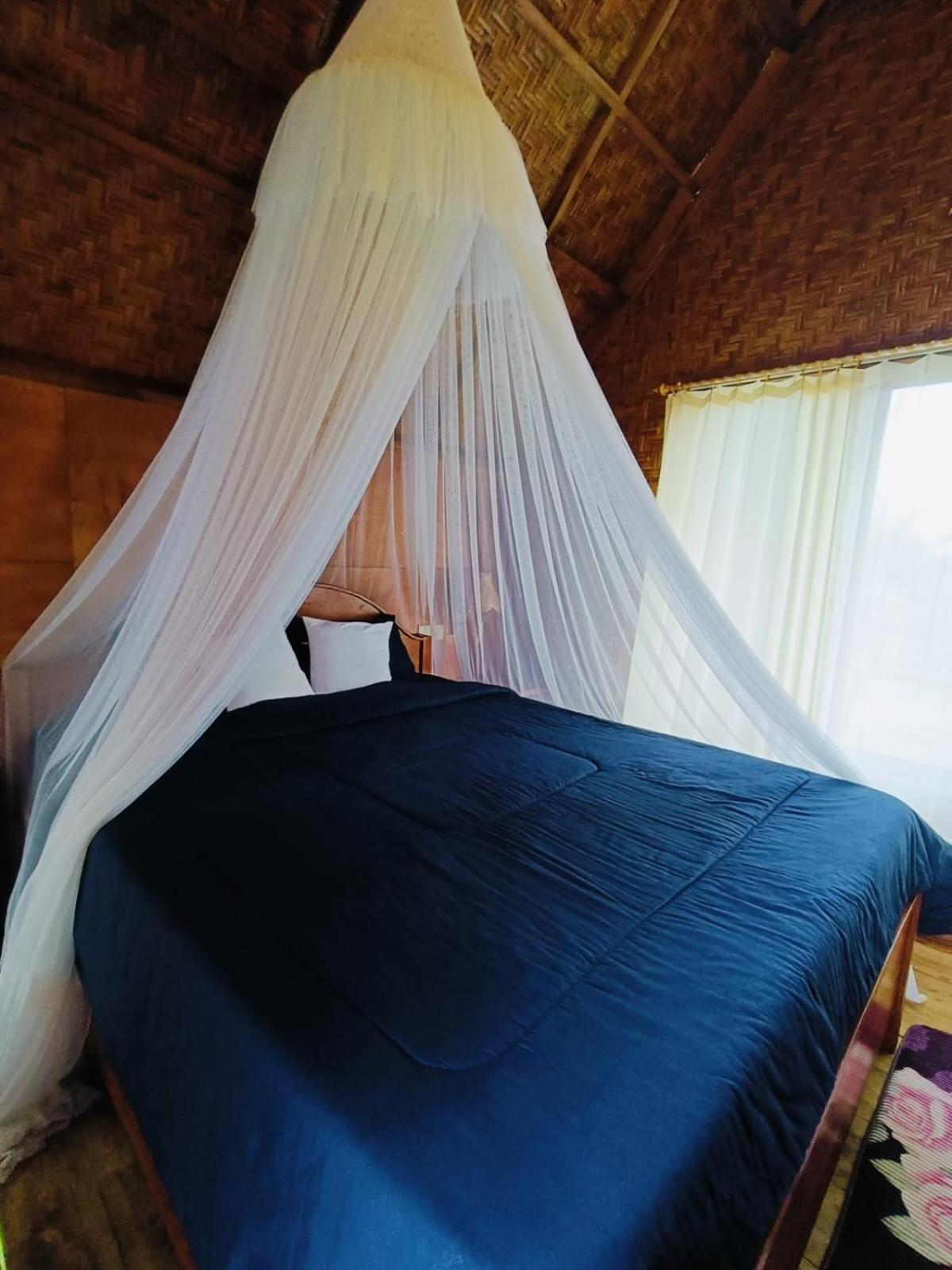 Dewi Rinjani Homestay Тетебату Екстериор снимка