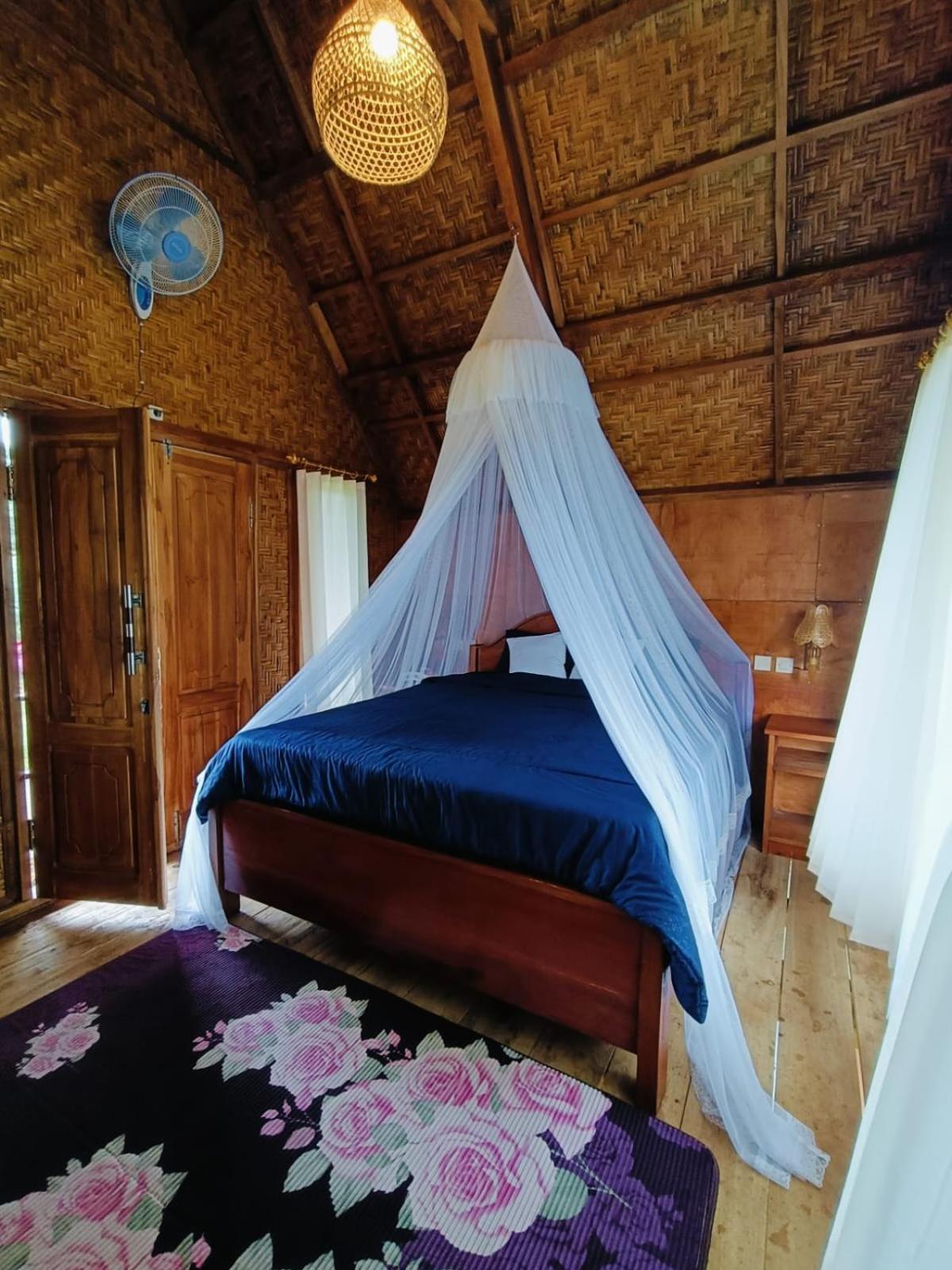 Dewi Rinjani Homestay Тетебату Екстериор снимка